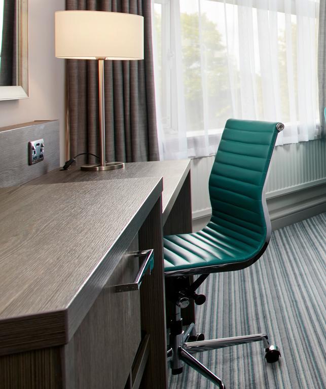 Leonardo Hotel Челтнем Екстер'єр фото