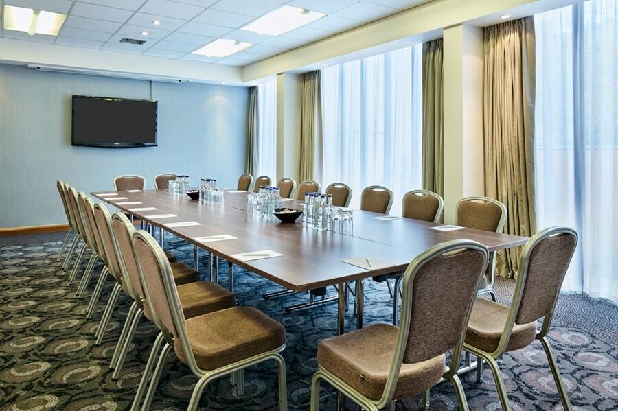 Leonardo Hotel Челтнем Екстер'єр фото