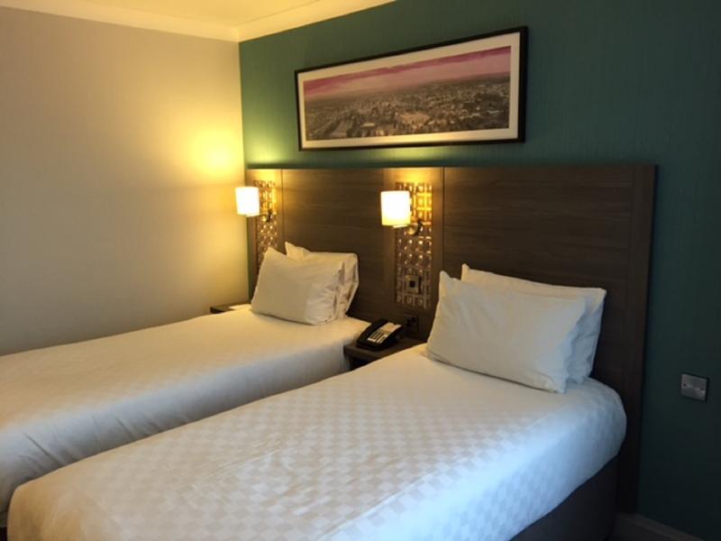 Leonardo Hotel Челтнем Екстер'єр фото